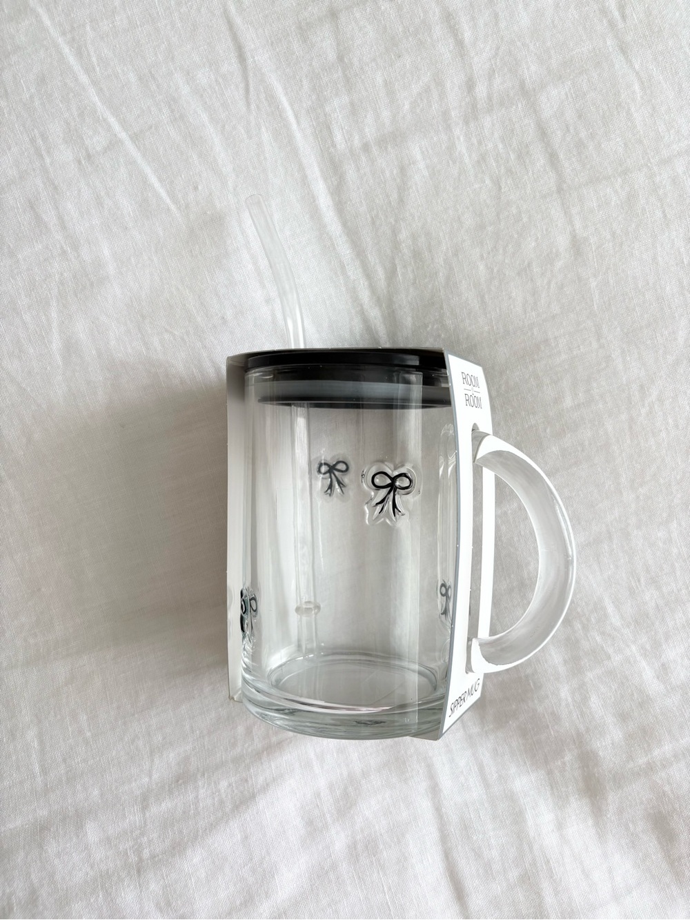 NWT Room 2 Room Bow Sipper Mug